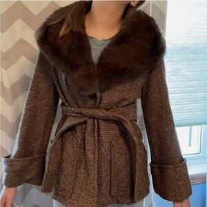 Elegant Brown Faux Fur Collar Women's Coat